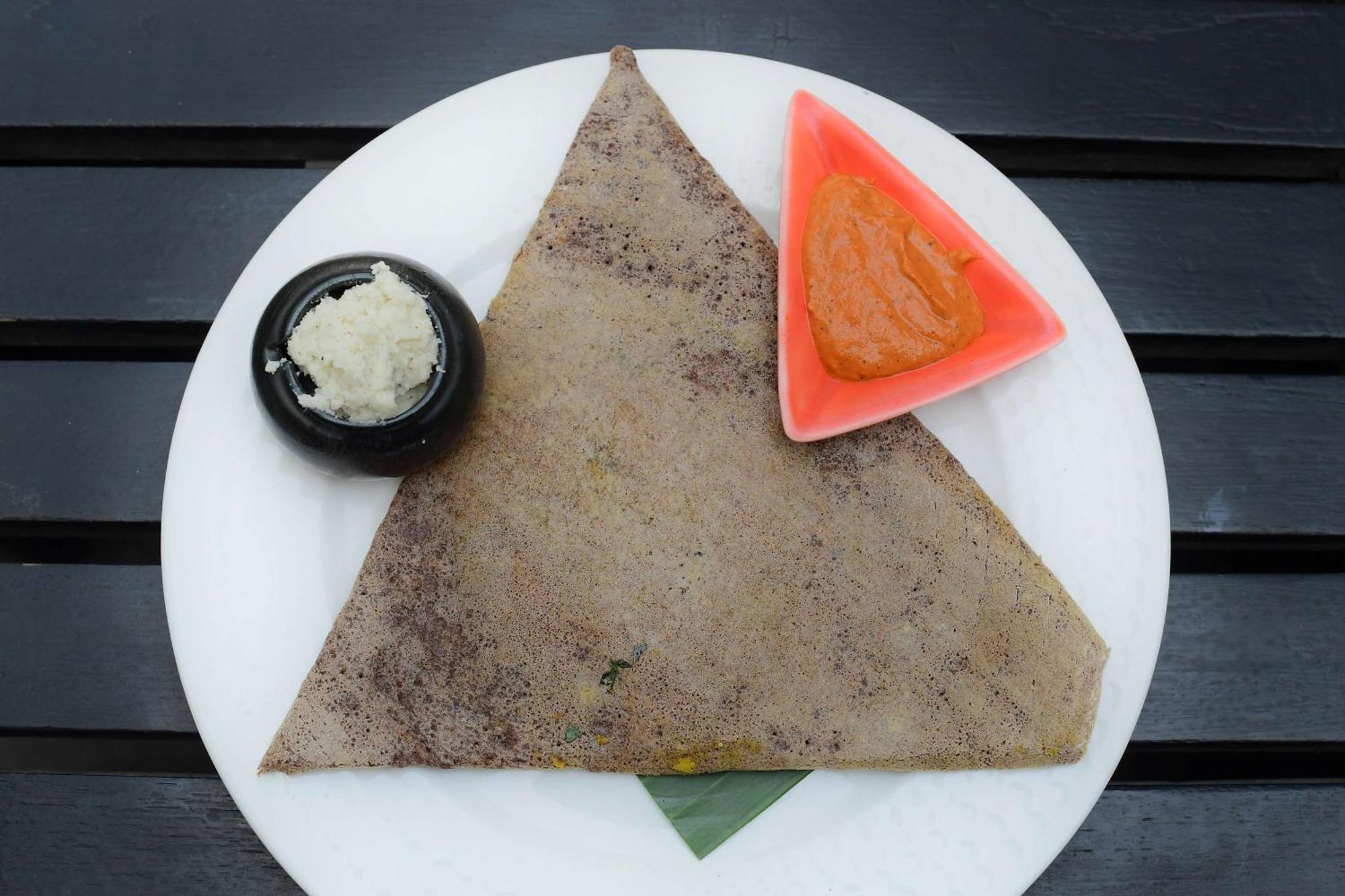 Radisson Blu Hotel Guwahati Eksteriør bilde Ragi dosa